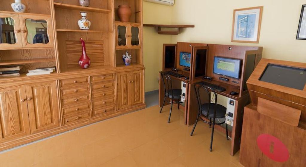Hotel Vibra Bossa Flow - Adults Only Playa d'en Bossa Dış mekan fotoğraf